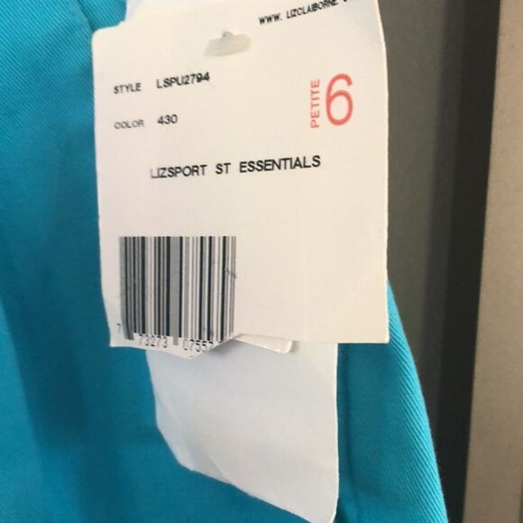 Vintage Deadstock Liz Claiborne pleated shorts - Picture 3 of 6